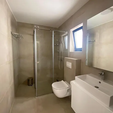 Seaview Amy - Private Pool, Sauna & Jacuzzi Villa *