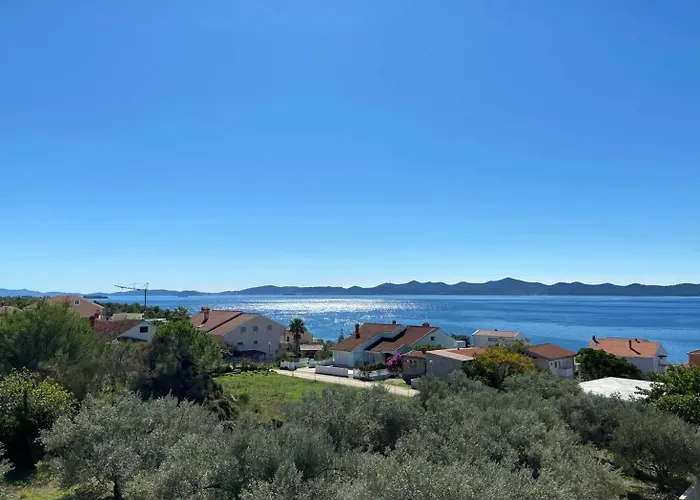 Seaview Amy - Private Pool, Sauna & Jacuzzi 빌라